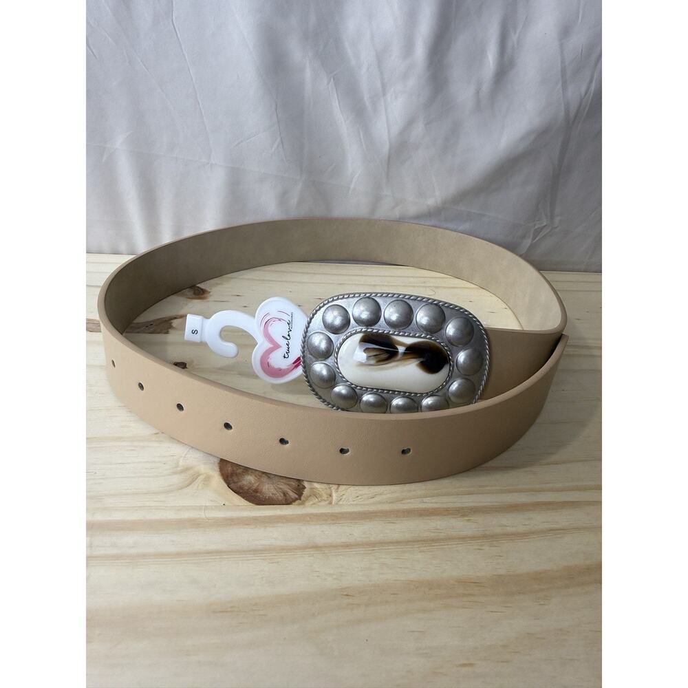 NWT True Love Western Tan Belt Silver Buckle Boho Cowboy Women’s Size S - Picture 4 of 11